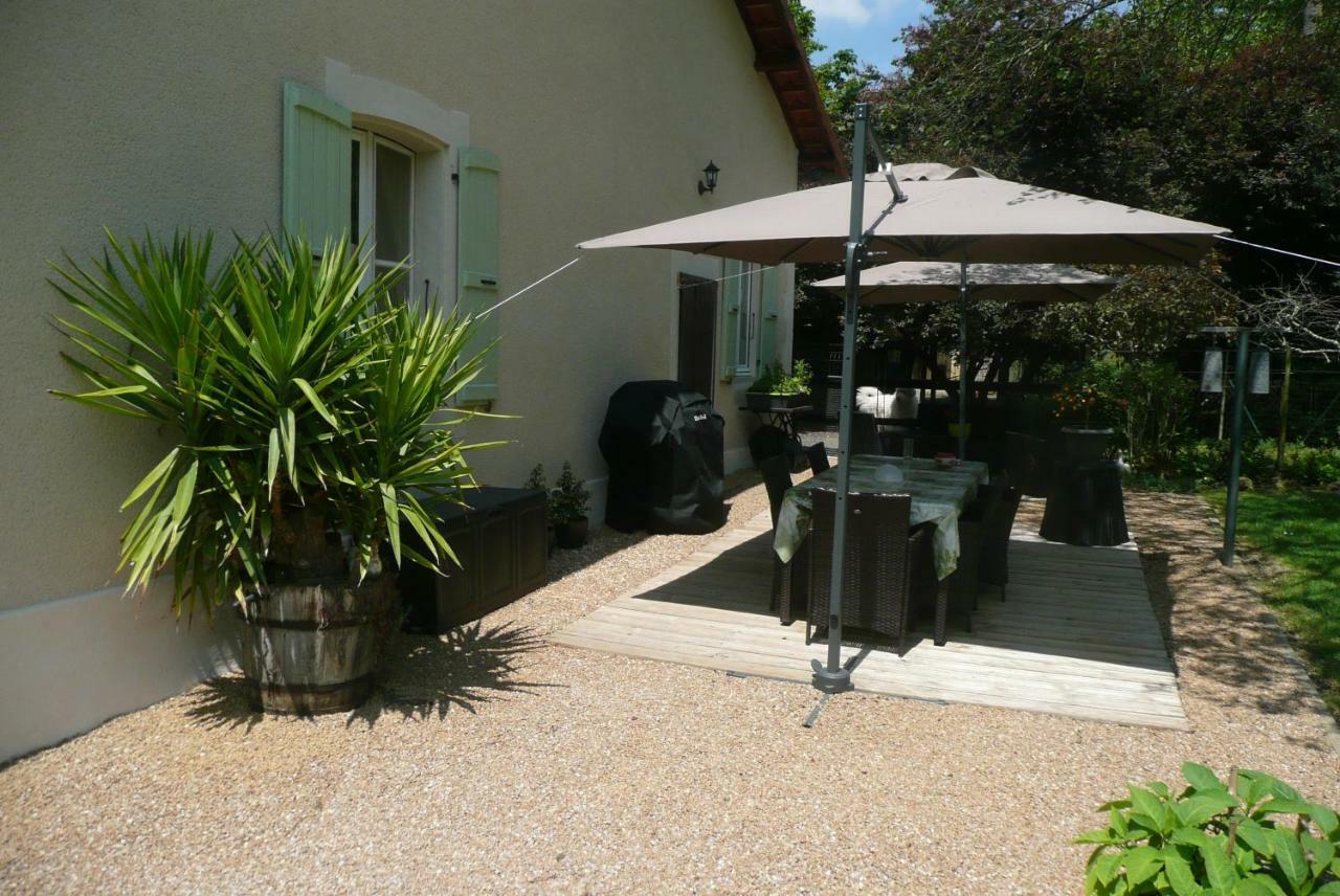 Domaine Serrot Saint-Elix-Theux Exteriör bild
